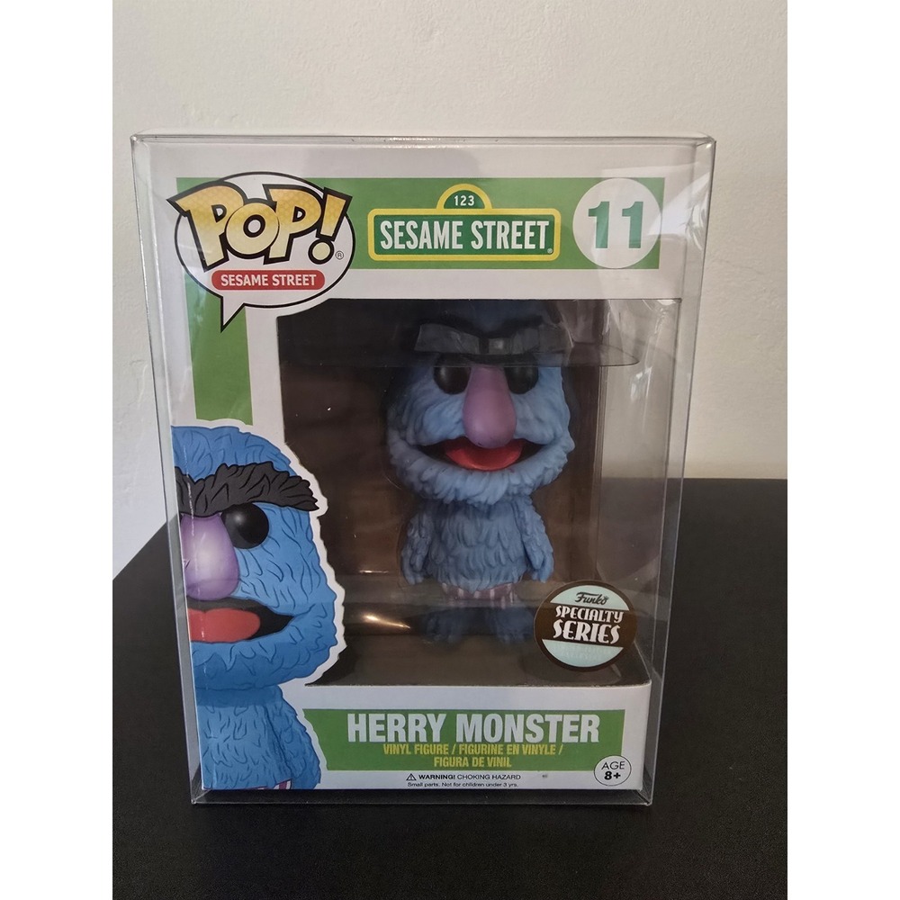 EXCLUSIVE‎ SESAME STREET HERRY MONSTER FUNKO POP  11 w/protective cover